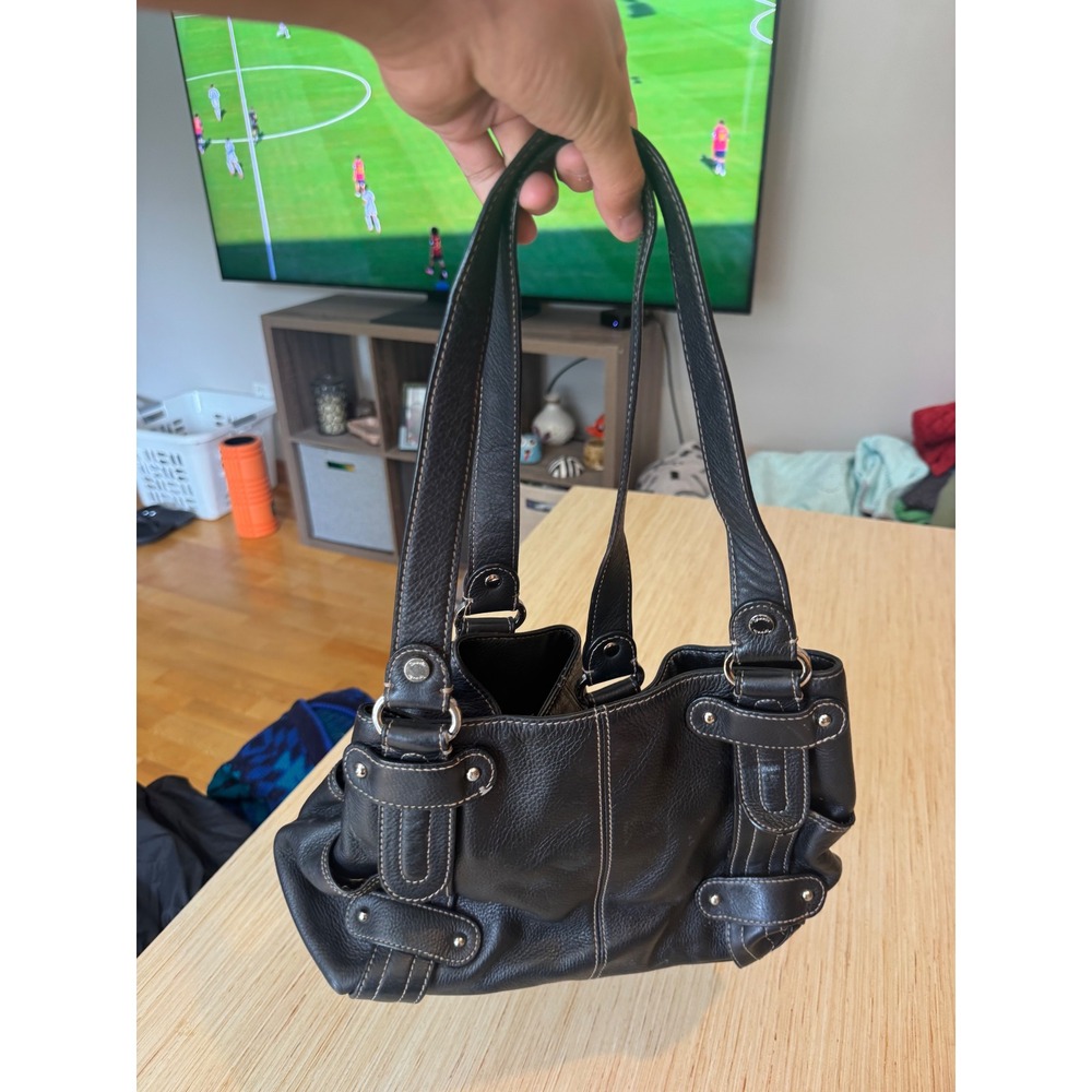 Tignanello Black Pebbled Leather Shoulder Bag Contrast Stitching Hobo Purse 43